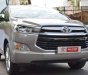 Toyota Innova   2.0V    2018 - Cần bán xe Toyota Innova 2.0V 2018, màu xám, 900tr