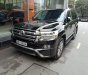 Toyota Land Cruiser 2015 - Bán xe Toyota Land Cruiser năm sản xuất 2015, màu đen chính chủ