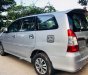 Toyota Innova   E   2015 - Bán gấp chiếc Toyota Innova 2.0E, sản xuất 2015, ĐK cuối 2015, màu bạc, số sàn