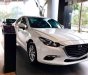 Mazda 3 1.5 AT 2018 - Cần bán xe Mazda 3 1.5 AT đời 2018, màu trắng, Kodo mang đậm kiểu dáng thể thao, tinh tế, nội thất sang trọng