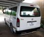 Toyota Hiace 2005 - Cần bán gấp Toyota Hiace đời 2005, màu trắng, nhập khẩu nguyên chiếc