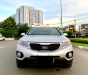 Kia Sorento Limited 3.3 CVT FWD 2015 - Sorento Limited cuối 2015 máy dầu, số sàn, hai cầu màu bạc 8 chỗ, hàng full đủ đồ chơi ngầm