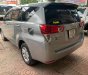 Toyota Innova 2.0E 2016 - Bán Innova E 2016, phom 2017, 2.0, số sàn, biển thành phố