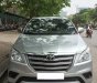 Toyota Innova G 2015 - Bán gấp Toyota Innova 2015 số sàn, xe màu bạc