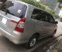 Toyota Innova G 2015 - Bán gấp Toyota Innova 2015 số sàn, xe màu bạc