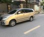 Toyota Innova E 2014 - Gia đình mình bán xe Toyota Innova 2.0E màu ghi vàng, sx cuối 2014, chính chủ gia đình từ đầu