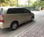 Toyota Innova E 2014 - Gia đình mình bán xe Toyota Innova 2.0E màu ghi vàng, sx cuối 2014, chính chủ gia đình từ đầu