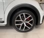 Volkswagen New Beetle 2018 - [VW Trần Hưng Đạo] giao ngay Beetle 2.0 đủ màu, nhập khẩu nguyên chiếc, hỗ trợ vay 80% với lãi suất thấp