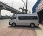 Toyota Hiace 2.5 2015 - Bán Toyota Hiace 2.5 đời 2015, màu bạc, nhập khẩu nguyên chiếc, giá cạnh tranh xe đẹp như mới