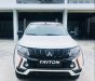 Mitsubishi Triton 2018 - Cần bán xe Mitsubishi Triton sản xuất năm 2018, màu trắng, nhập khẩu nguyên chiếc