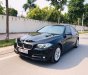 BMW 5 Series 520i 2015 - Bán ô tô BMW 5 Series 520i sản xuất năm 2015, màu đen, nhập khẩu nguyên chiếc