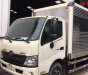 Hino 300 Series XZU720L 2018 - Bán ô tô tải thùng kín Hino 300 Series XZU720l đời 2018, màu trắng