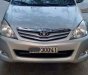 Toyota Innova G 2012 - Cần bán Toyota Innova G năm 2012, màu bạc số sàn