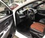 Toyota Yaris 2016 - Bán xe Toyota Yaris 2016, màu trắng, 630tr