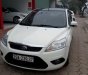 Ford Focus 2011 - Bán Ford Focus sản xuất năm 2011, màu trắng, nhập khẩu nguyên chiếc như mới, 390tr