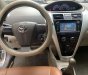 Toyota Vios E 2013 - Cần bán lại xe Toyota Vios E sản xuất 2013, màu bạc