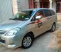 Toyota Innova 2010 - Cần bán xe Toyota Innova đời 2010, màu bạc số sàn, giá chỉ 400 triệu