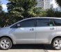 Toyota Innova 2.0V 2017 - Cần bán lại xe Toyota Innova 2.0V năm sản xuất 2017