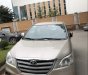 Toyota Innova   2015 - Bán xe Toyota Innova đời 2015, màu vàng, số sàn