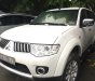 Mitsubishi Pajero Sport  D   2011 - Bán Mitsubishi Pajero Sport D, model 2012, sx 2011, màu trắng, máy dầu, số tự động, 1 cầu, nội thất cao cấp ghế da 2 màu