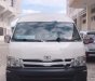 Toyota Hiace 2012 - Bán xe Toyota Hiace năm sản xuất 2012, màu trắng, nhập khẩu Nhật Bản như mới, giá 474tr