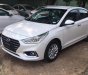 Hyundai Accent 1.4 MT Base 2018 - Hyundai Accent màu trắng số sàn xe giao ngay, hỗ trợ vay 85%, lãi suất ưu đãi. LH: 0903175312