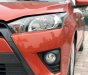 Toyota Yaris 1.3E 2015 - Bán xe Toyota Yaris 1.3E 2015, màu đỏ, số tự động, lăn bánh 4000 km