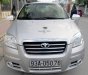 Daewoo Gentra  SX  2009 - Tôi cần bán Deawoo Gentra dòng SX cao cấp, sx cuối 2009, mẫu mới, màu bạc, dòng cao cấp phun xăng điện tử