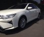 Toyota Camry   2.5Q 2015 - Cần bán gấp Toyota Camry 2.5Q năm sản xuất 2015, màu trắng, 897 triệu