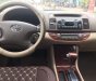 Toyota Camry 2002 - Cần bán gấp Toyota Camry đời 2002, màu đen