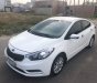 Kia K3 2016 - Cần bán lại xe Kia K3 sản xuất 2016, màu trắng số sàn, giá 485tr