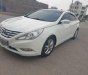 Hyundai Sonata   Y20   2010 - Cần bán lại xe Hyundai Sonata Y20 sản xuất 2010, màu trắng, xe nhập 