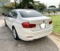 BMW 3 Series 320LCi 2015 - Bán BMW 320 LCi 2015, xe đi 28000km, zin 100%, xe xuất hóa đơn, cam kết chất lượng bao kiểm tra hãng