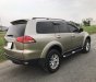 Mitsubishi Pajero 2015 - Cần bán Mitsubishi Pajero sản xuất năm 2015, màu bạc