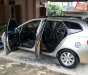 Kia Carens LX 1.6 MT 2010 - Gia đình bán gấp Kia Carens LX 1.6 MT năm 2010, màu vàng