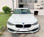 BMW 3 Series 320LCi 2015 - Bán BMW 320 LCi 2015, xe đi 28000km, zin 100%, xe xuất hóa đơn, cam kết chất lượng bao kiểm tra hãng