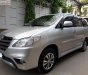 Toyota Innova 2.0E 2015 - Mình cần bán xe Toyota Innova E đời cuối 2015, số sàn màu bạc