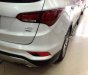 Hyundai Santa Fe 2017 - Cần bán xe Hyundai Santa Fe năm sản xuất 2017, màu trắng