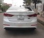 Hyundai Elantra 2018 - Cần bán lại xe Hyundai Elantra sản xuất 2018, màu trắng 