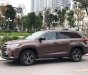 Toyota Highlander LE 2.7 2017 - Bán Toyota Highlander LE 2.7 đời 2017, màu nâu, nhập khẩu nguyên chiếc