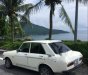 Nissan Datsun 1000   1969 - Cần bán gấp Nissan Datsun 1000 sản xuất năm 1969, màu trắng, xe 4 số, chạy 100km/5L