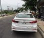 Hyundai Elantra   1.6 AT   2018 - Bán xe Hyundai Elantra 1.6 AT năm sản xuất 2018, màu trắng