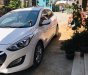 Hyundai i30 2015 - Cần bán Hyundai i30 2015, màu trắng, xe nhập