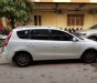 Hyundai i30   CW   2011 - Bán Hyundai i30 CW đời 2011, màu trắng, xe đã lăn được hơn 7 vạn