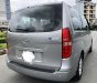 Hyundai Starex 2.5 MT 2010 - Bán Starex đăng ký 2010, 9 chỗ, màu bạc, máy xăng 100km 10 lít, xe nhà xài kĩ không chạy