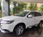 Mitsubishi Outlander 2.0 CVT Premium 2019 - Bán xe Mitsubishi Outlander 2.0 CVT Premium năm 2019, màu trắng 