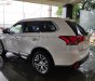 Mitsubishi Outlander 2.0 CVT Premium 2019 - Bán xe Mitsubishi Outlander 2.0 CVT Premium năm 2019, màu trắng 