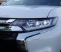 Mitsubishi Outlander  2.0 CVT 2019 - Bán Mitsubishi Outlander năm sản xuất 2019, màu trắng, 808tr