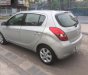 Hyundai i20 2010 - Cần bán gấp Hyundai i20 2010, màu bạc, xe nhập