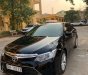 Toyota Camry 2.0E 2017 - Bán Toyota Camry 2.0E sản xuất 2017, màu đen chính chủ, giá chỉ 930 triệu